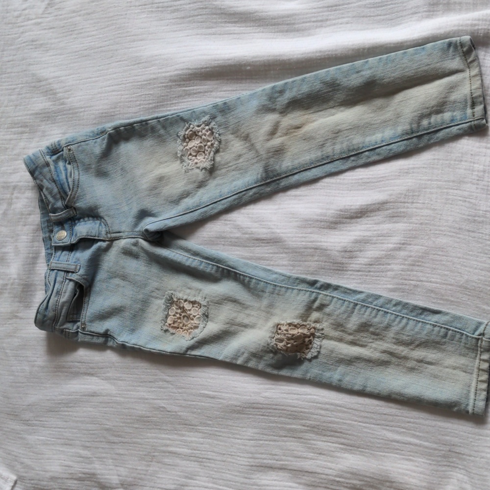 Cherokee Distressed Lacy Jeans